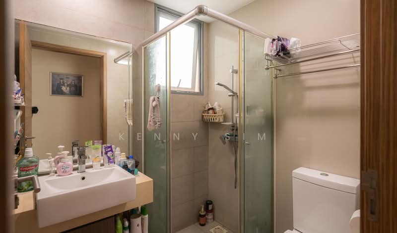 The Canopy, 71 Yishun Avenue 11, 3 Bedrooms, 1,023 sqft, Executive Condominium For Rent, by Kenny Sim, 500097562 - Bathroom - PropertyGuru.com.sg