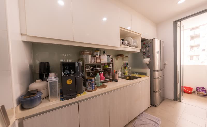 The Canopy, 71 Yishun Avenue 11, 3 Bedrooms, 1,023 sqft, Executive Condominium For Rent, by Kenny Sim, 500097562 - Kitchen - PropertyGuru.com.sg