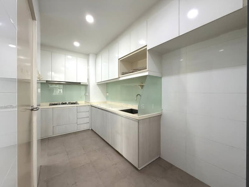 The Canopy, 71 Yishun Avenue 11, 3 Bedrooms, 1,023 sqft, Executive Condominium For Rent, by Kenny Sim, 500097562 - Kitchen - PropertyGuru.com.sg