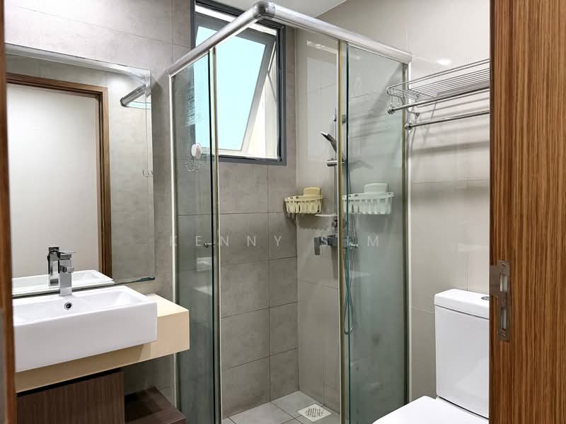 The Canopy, 71 Yishun Avenue 11, 3 Bedrooms, 1,023 sqft, Executive Condominium For Rent, by Kenny Sim, 500097562 - Bathroom - PropertyGuru.com.sg