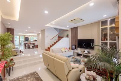 For Sale - ⭐️D19 Terrace with move-in condition! Top Pri School. Walk to MRT