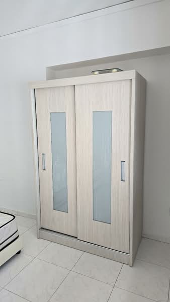 Flexible Term ! Central Location Near Tiong Bahru MRT!, KIM TIAN ROAD, Room Rental, 150 sqft, HDB Flat For Rent, by Clifton Ching, 500097571 - PropertyGuru.com.sg