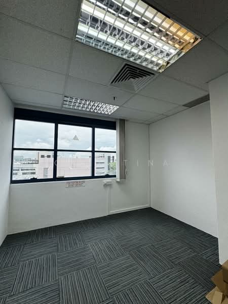 Ubi Techpark, 10 Ubi Crescent, 2,250 sqft, Light Industrial (B1) For Rent, by Christina Chi, 500097589 - Interior - CommercialGuru.com.sg