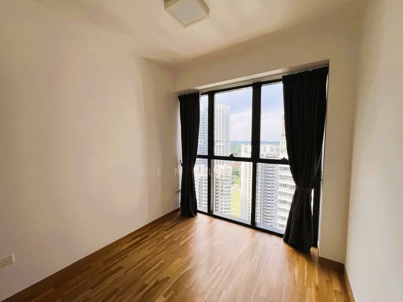Commonwealth Towers, 232 Commonwealth Avenue, 3 Bedrooms, 1,055 sqft, Condominium For Rent, by Ben Lau, 500097602 - Master Bedroom  - PropertyGuru.com.sg