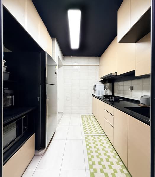 431C Yishun Avenue 1 HDB Flat For Sale at S$ 480,000 | PropertyGuru Singapore - Kitchen