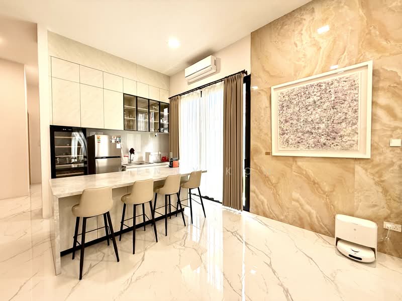 Chartwell Drive Semi-Detached House For Sale at S$ 9,980,000 | PropertyGuru Singapore - Dry Kitchen
