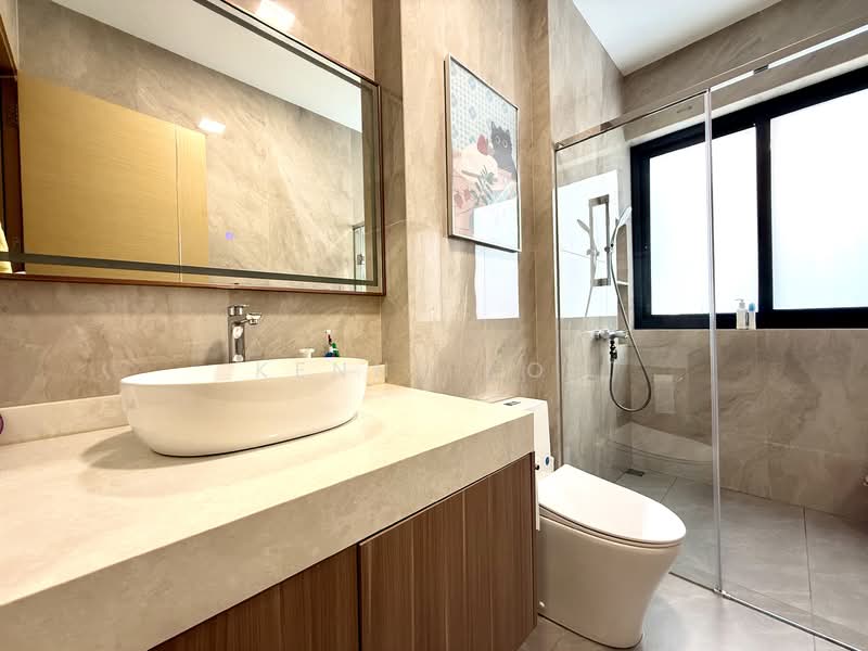 Chartwell Drive Semi-Detached House For Sale at S$ 9,980,000 | PropertyGuru Singapore - Junior Master Bathroom