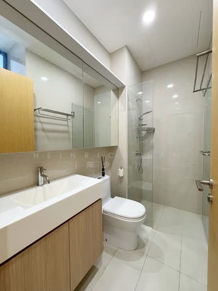 Hillion Residences, 12 Jelebu Road, 2 Bedrooms, 710 sqft, Apartment For Rent, by Heinrich Tan (陈少洪), 500097646 - Bathroom - PropertyGuru.com.sg