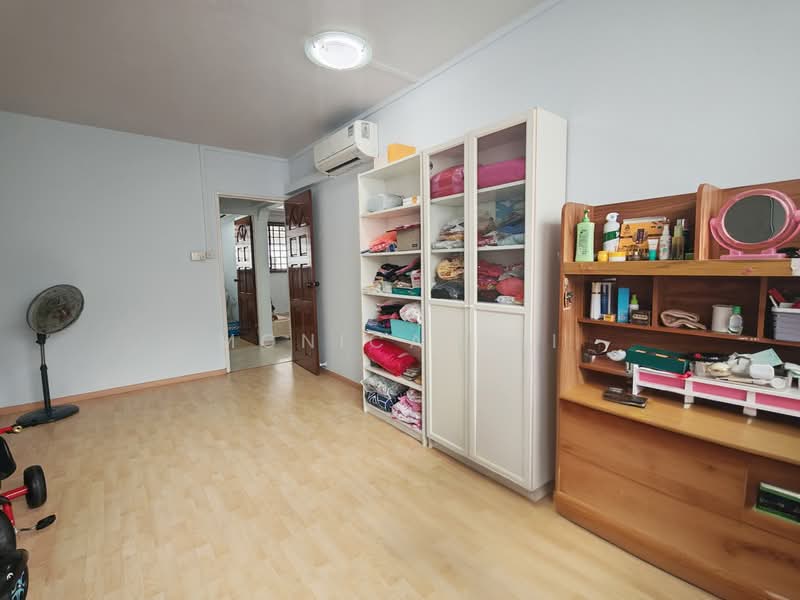 813 Jurong West Street 81 HDB Flat For Sale at S$ 518,000 | PropertyGuru Singapore - Interior