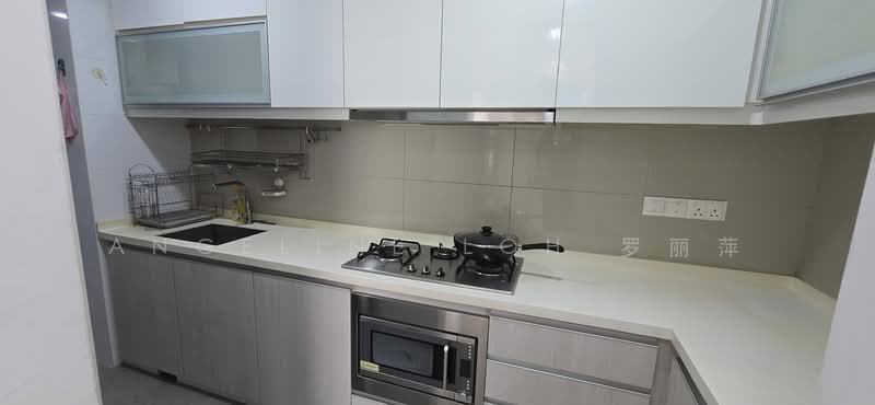 The Canopy Executive Condominium For Sale at S$ 1,400,000 | PropertyGuru Singapore - Kitchen
