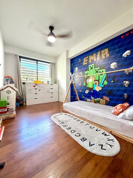 310C Punggol Walk HDB Flat For Sale at S$ 720,000 | PropertyGuru Singapore - Bedroom 2