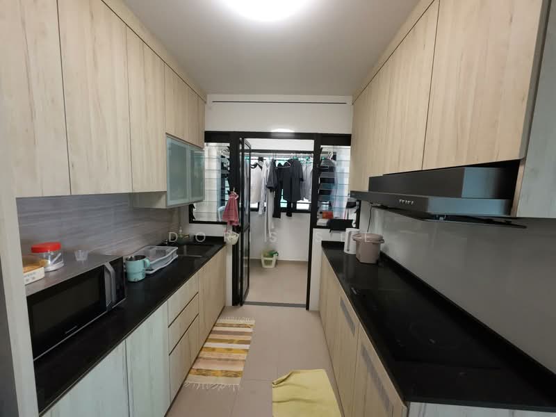 801A West Coast Crescent HDB Flat For Sale at S$ 1,140,000 | PropertyGuru Singapore - Kitchen