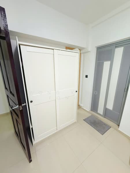 395 Bukit Batok West Avenue 5 HDB Flat For Sale at S$ 620,000 | PropertyGuru Singapore - Interior