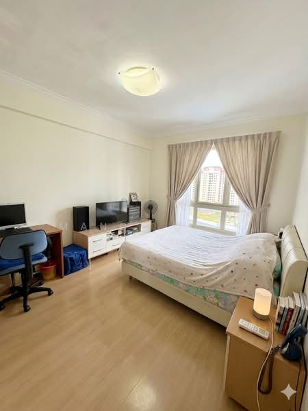 Rivervale Crest Condominium For Sale at S$ 1,628,000 | PropertyGuru Singapore - Master Bedroom 