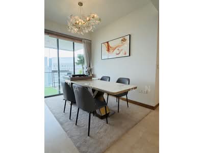 For Sale - Concourse Skyline