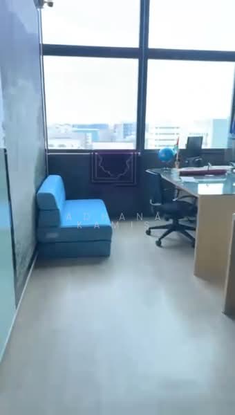 Oxley BizHub, 69 Ubi Road 1, 958 sqft, Light Industrial (B1) For Rent, by Adhana Kamis, 500097712 - Study - CommercialGuru.com.sg