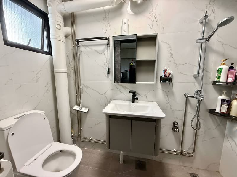 589A Montreal Drive, 589A Montreal Drive, Room Rental, 200 sqft, HDB Flat For Rent, by Liew Wenzheng, 500097715 - Bathroom - PropertyGuru.com.sg