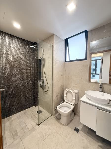 La Fiesta, 54 Sengkang Square, 3 Bedrooms, 1,001 sqft, Condominium For Rent, by Caden Chee, 500097734 - Bathroom - PropertyGuru.com.sg