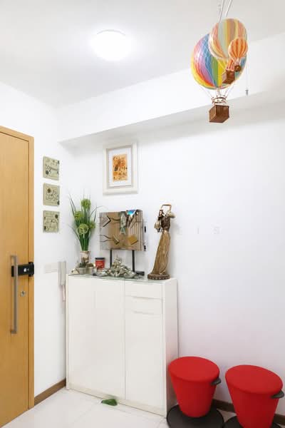 8 @ Woodleigh Condominium For Sale at S$ 1,890,000 | PropertyGuru Singapore - Foyer