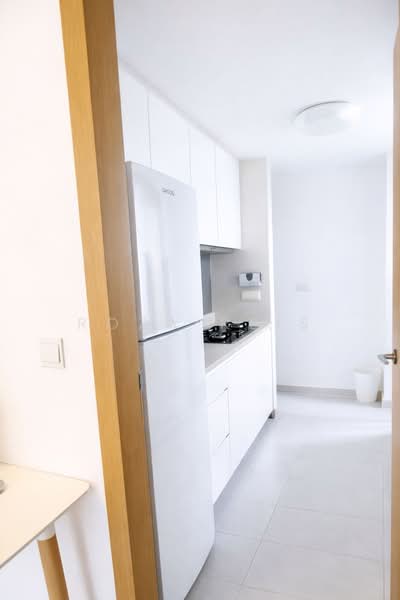 8 @ Woodleigh Condominium For Sale at S$ 1,890,000 | PropertyGuru Singapore - Kitchen