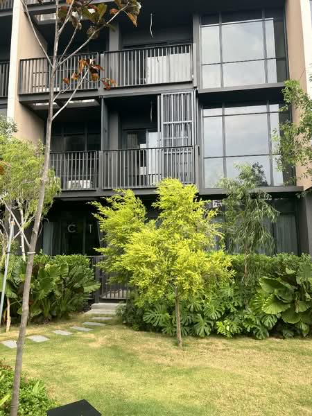 Piccadilly Grand Condominium For Sale at S$ 1,820,000 | PropertyGuru Singapore