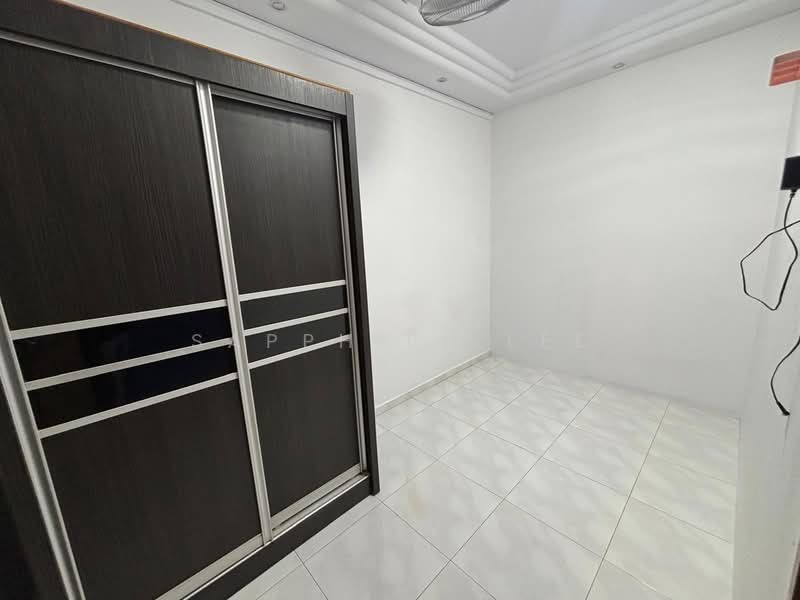 🌟Super Cheap Common Room🌟Immediate Availability🌟Blk 131 Choa Chu Kang🌟, , Room Rental, 100 sqft, HDB Flat For Rent, by Sapphire Lee, 500097764 - Smaller common room - PropertyGuru.com.sg