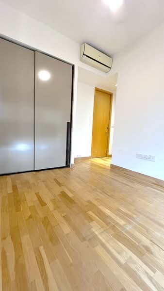 Commonwealth Towers, 230 Commonwealth Avenue, 3 Bedrooms, 904 sqft, Condominium For Rent, by Adel Goh 吴慧芬, 500097777 - Bedroom 1 - PropertyGuru.com.sg