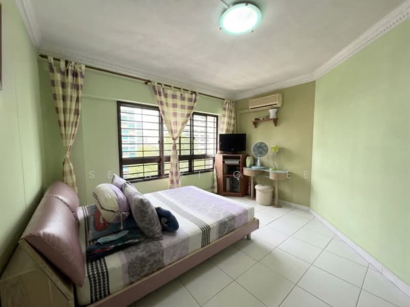 632 Choa Chu Kang North 6 HDB Flat For Sale at S$ 760,000 | PropertyGuru Singapore - Bedroom