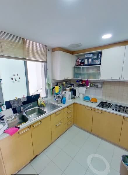 Tanamera Crest Condominium For Sale at S$ 1,399,999 | PropertyGuru Singapore - Kitchen