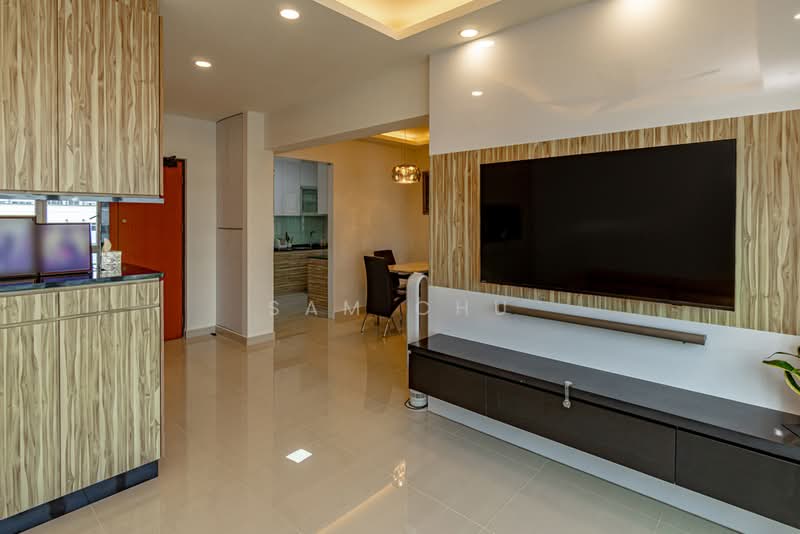 803B Keat Hong Close HDB Flat For Sale at S$ 670,000 | PropertyGuru Singapore - Living Room