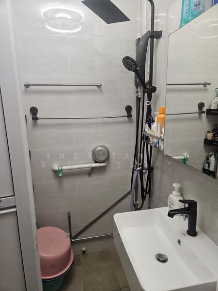 144 Bishan Street 12, 144 Bishan Street 12, Room Rental, 110 sqft, HDB Flat For Rent, by Andy Tan * 97101-339 *, 500097844 - Bathroom - PropertyGuru.com.sg