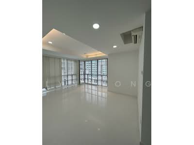 For Rent - UE Square