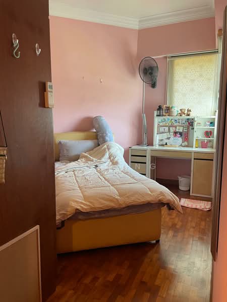 ⭐️3bed 3 bath Condo, Sims Ave, Paya Lebar MRT, ⭐️High Floor Unblocked View PLQ Mall Condominium For Sale at S$ 1,849,000 | PropertyGuru Singapore - Bedroom