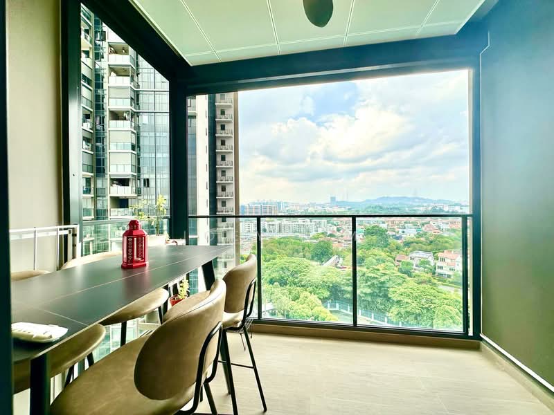 Whistler Grand Condominium For Sale at S$ 2,200,000 | PropertyGuru Singapore - Balcony