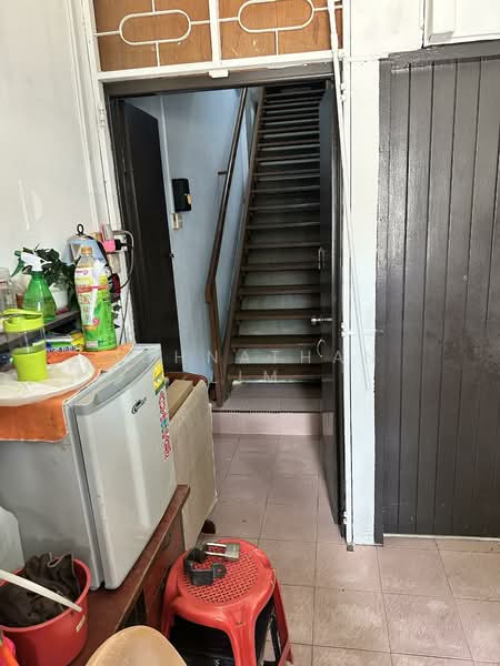 Bedok Reservoir Road, , 1,604 sqft, Shop / Shophouse For Sale, by Johnathan Lim, 500097869 - Entrance - CommercialGuru.com.sg