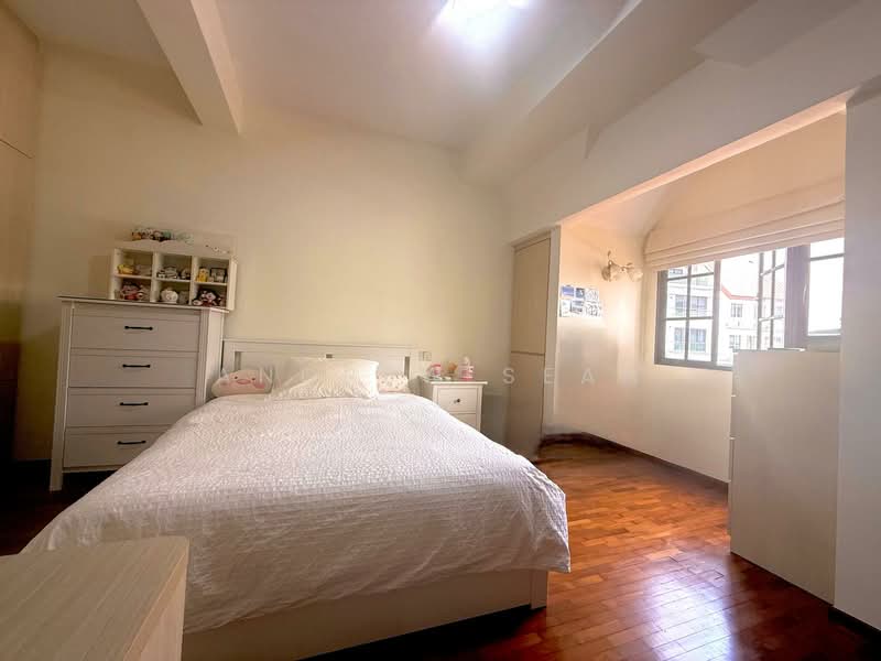 Chelsea Village Terraced House For Sale at S$ 4,300,000 | PropertyGuru Singapore - Bedroom
