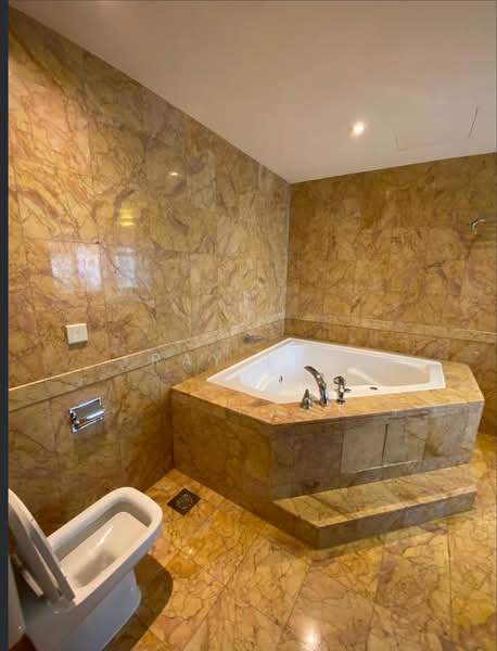 Orchard Scotts, 11 Anthony Road, 4 Bedrooms, 2,680 sqft, Condominium For Rent, by Ray Lim, 500097872 - Bathroom - PropertyGuru.com.sg