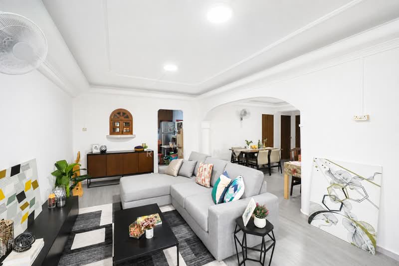 270 Bishan Street 24, 270 Bishan Street 24, 3 Bedrooms, 1,421 sqft, HDB Flat For Sale, by Rin Ng, 500097882 - Living Room - PropertyGuru.com.sg