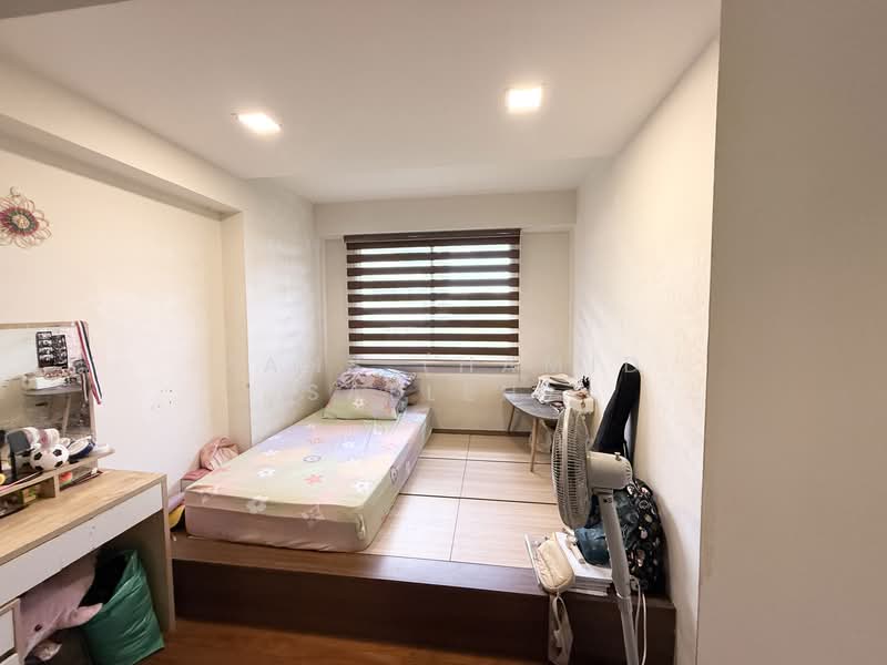 308A Punggol Walk HDB Flat For Sale at S$ 850,000 | PropertyGuru Singapore - Bedroom