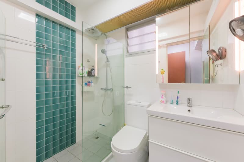 416A Fernvale Link HDB Flat For Sale at S$ 812,888 | PropertyGuru Singapore - Bathroom