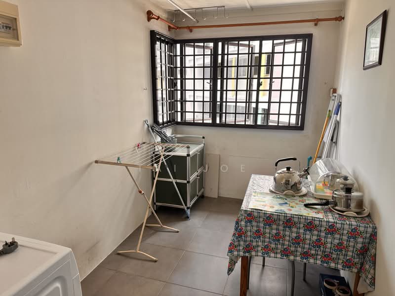 47 Lorong 6 Toa Payoh HDB Flat For Sale at S$ 368,000 | PropertyGuru Singapore - Joe Tai 