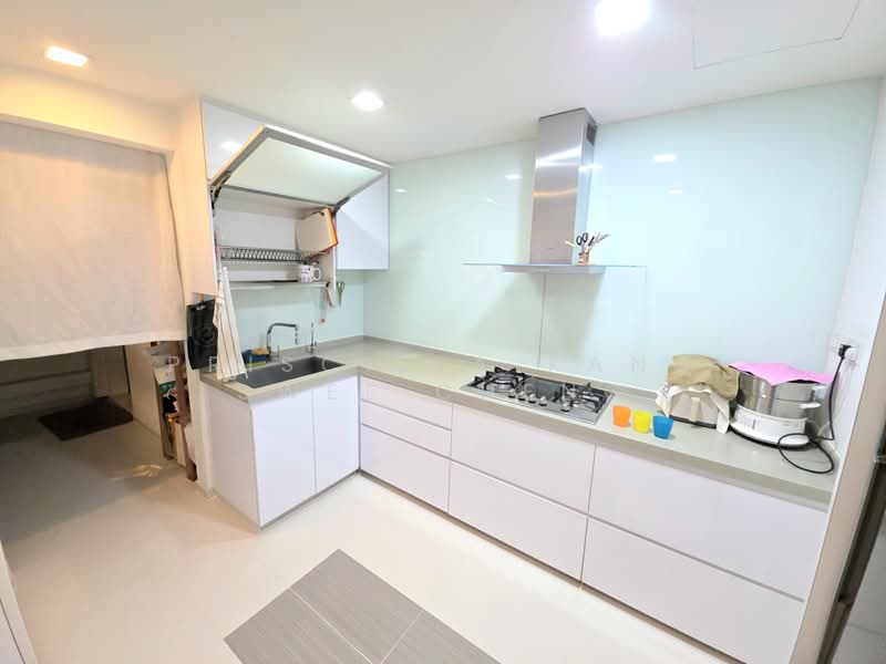 Eastvale Condominium For Sale at S$ 1,688,000 | PropertyGuru Singapore - Kitchen
