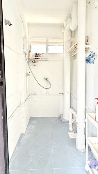 36 Teban Gardens Road, 36 Teban Gardens Road, Room Rental, 100 sqft, HDB Flat For Rent, by Cindy Lai, 500098022 - Bathroom - PropertyGuru.com.sg