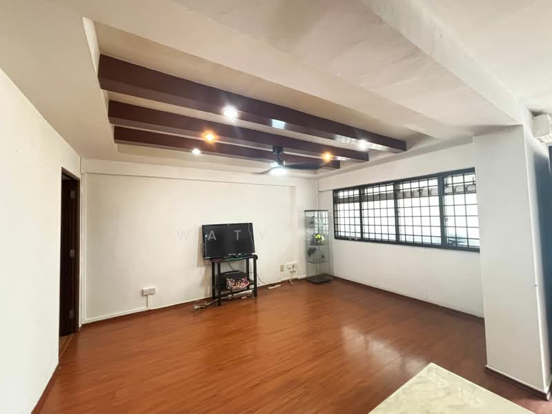 834 Jurong West Street 81 HDB Flat For Sale at S$ 518,888 | PropertyGuru Singapore - Living Room