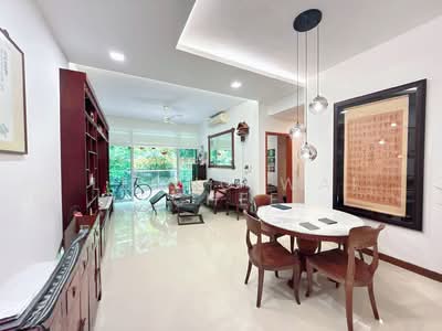 For Sale - The Raintree