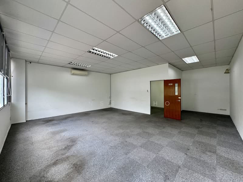 186 Woodlands Industrial Park E5, Woodlands Industrial Park E5, 500 sqft, Light Industrial (B1) For Rent, by Janssen Ho, 500098073 - Interior - CommercialGuru.com.sg