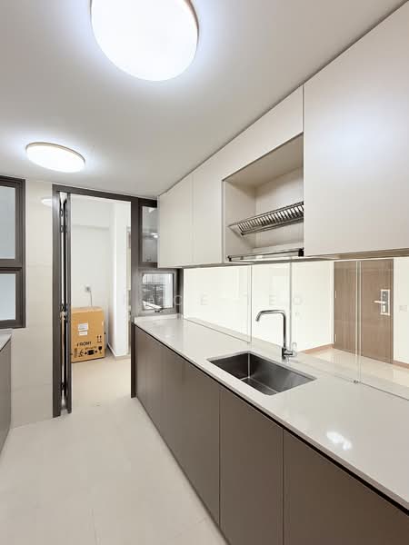 The Botany at Dairy Farm, 11 Dairy Farm Walk, 3 Bedrooms, 1,033 sqft, Condominium For Rent, by Grace Teo, 500098084 - Kitchen - PropertyGuru.com.sg