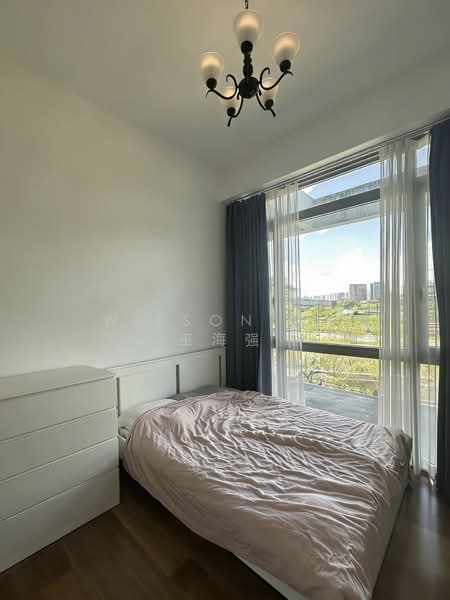 Kingsford Hillview Peak Condominium For Sale at S$ 788,000 | PropertyGuru Singapore - Bedroom