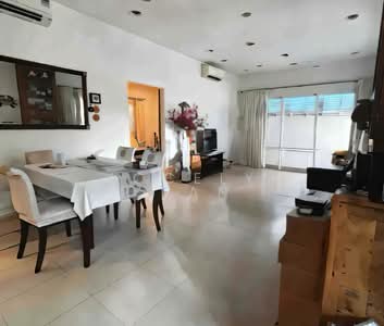 For Sale - District 16 | Semi-Detached | Solar-Powered Home