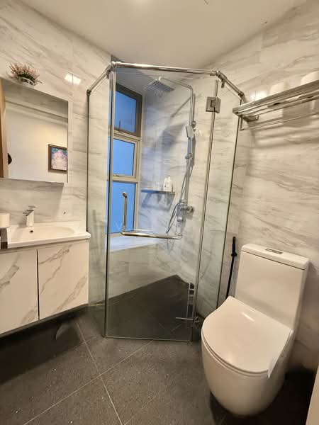 Fontaine Parry, 67 Poh Huat Road, 3 Bedrooms, 1,496 sqft, Condominium For Rent, by Alvin Tan 陈永顺, 500098142 - Bathroom - PropertyGuru.com.sg